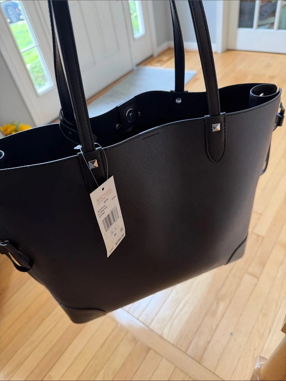 Michael Kors Black Saffiano EdithTote with silver  Logo